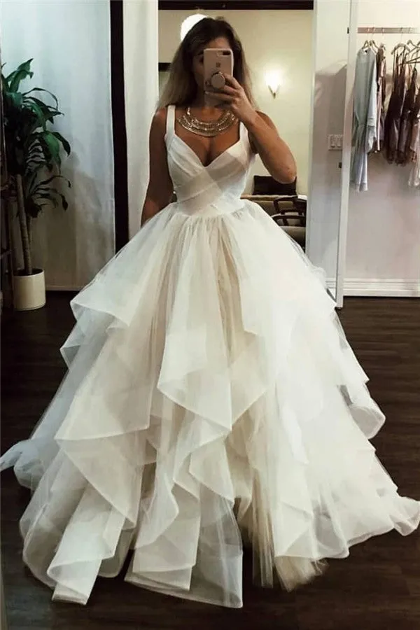 Chic Long Ball Gown Sweetheart Tulle Wedding Dresses