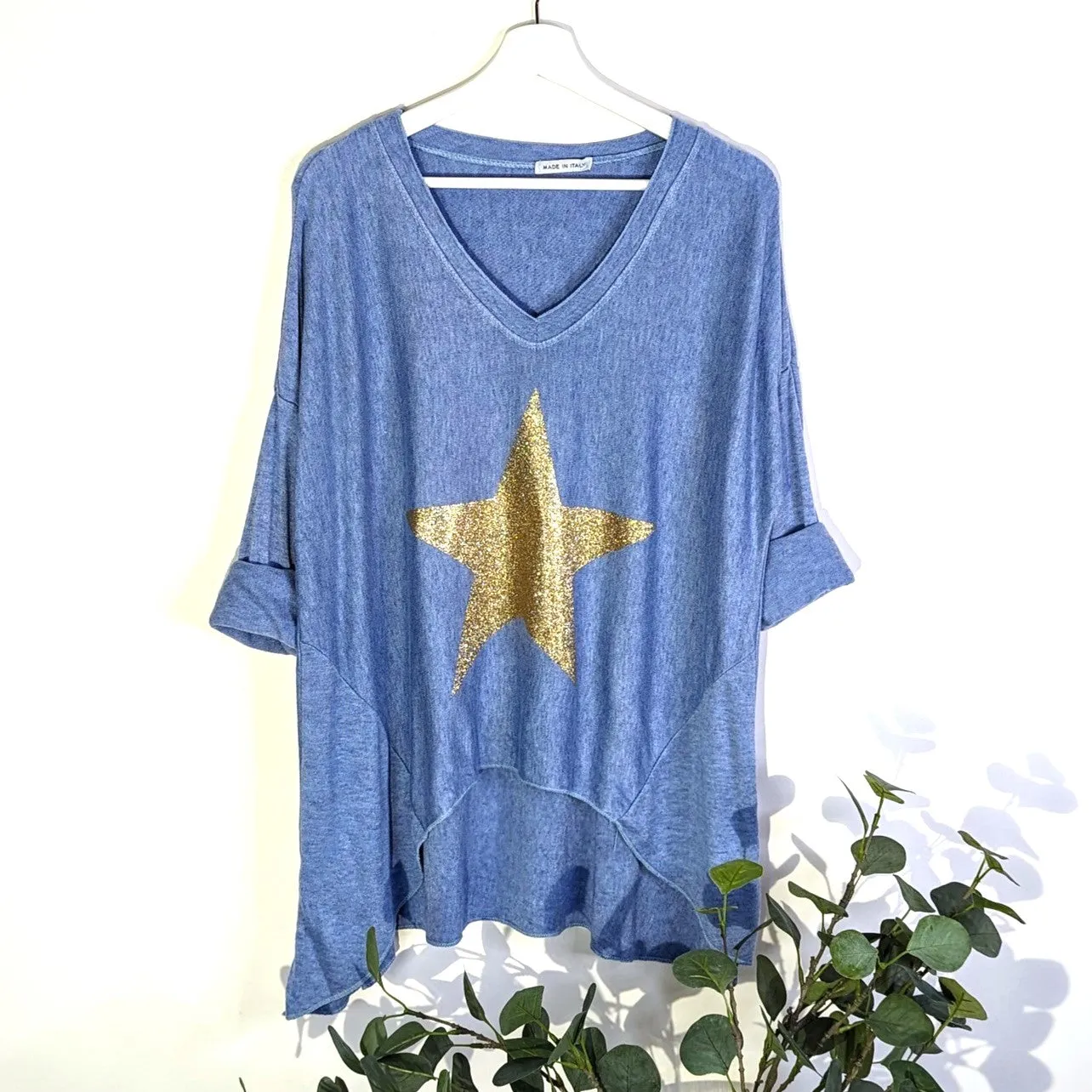 Cosy V-neck roomy top with golden star (L)