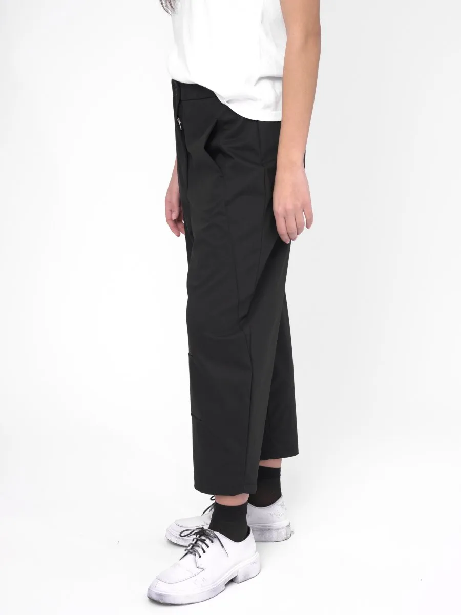 Rolled Up Capri Pant